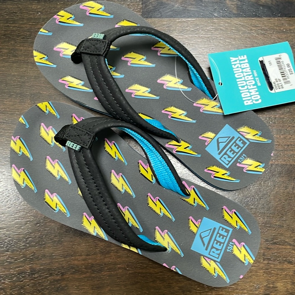 Reef Kids Ahi flip flops